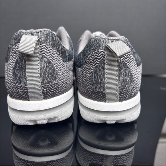 Propet Women's TravelActiv Aero Shoe, Silver, Size 6 NIB - Picture 6 of 13